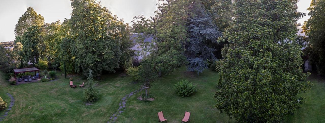 Appartement De 100M2 Dans Un Parc A 20 Mn Du Centre De Paris Garches Экстерьер фото
